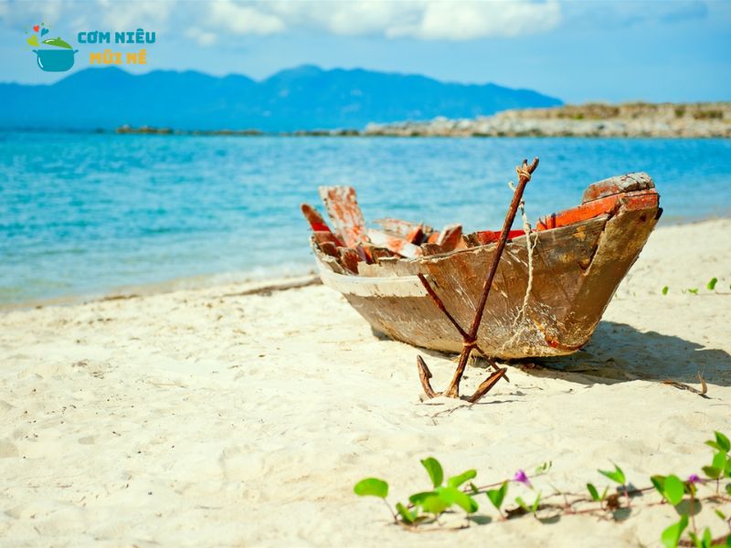 Bãi Tắm Đẹp Ở Mũi Né