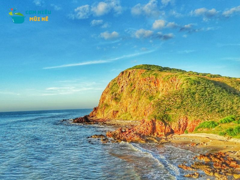 Bãi biển Mũi Yến